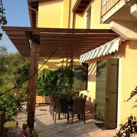 Ferienhaus Casa Pina Castelletto Di Brenzone